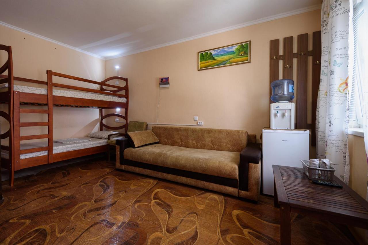 Maiami Hotel Nikopol' Exterior photo